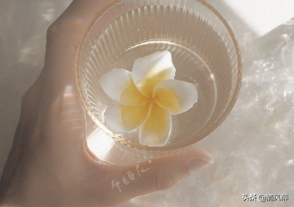 激励初三学生拼搏的话，初三拼搏的励志文案15句