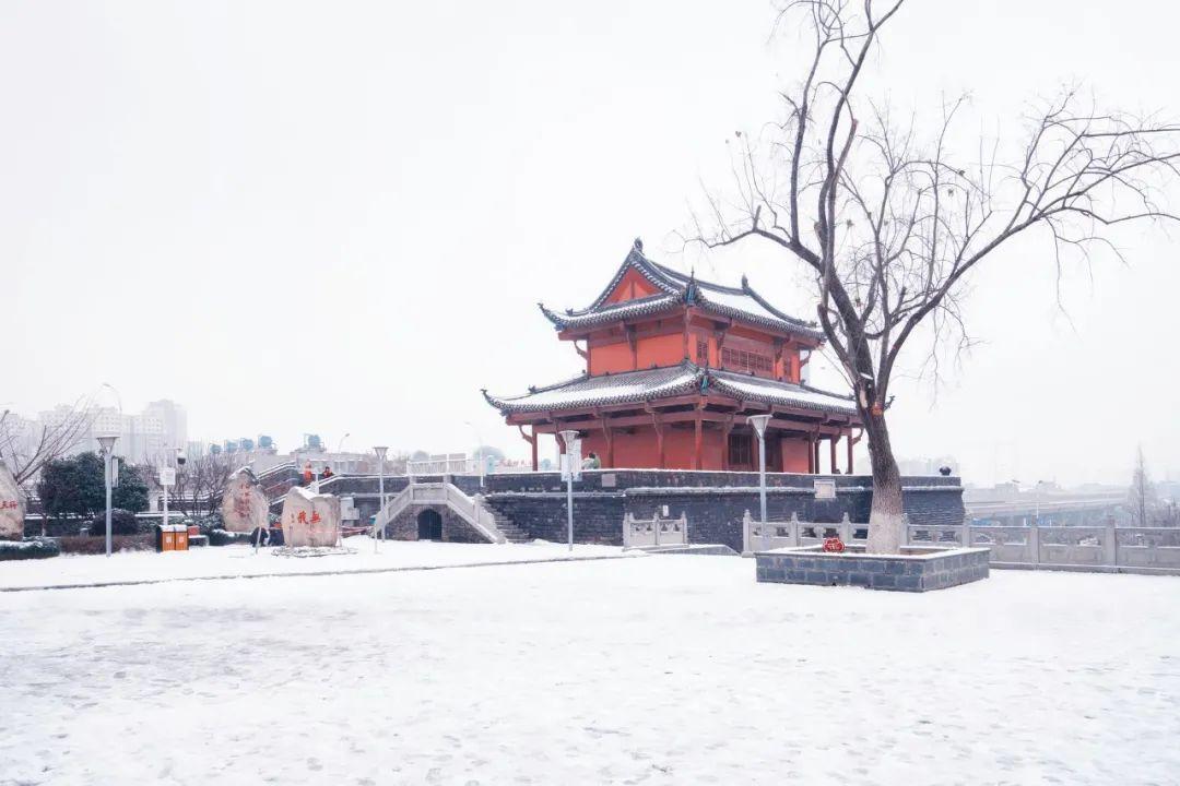 雪花的诗句（36首冬雪诗词，不自觉地赞美雪）