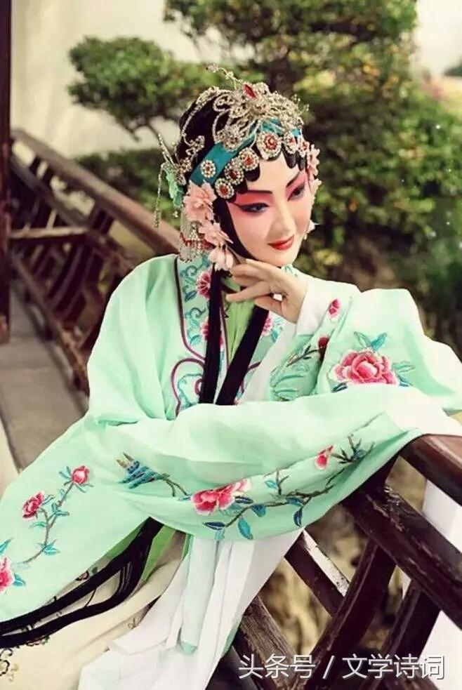 相见恨晚的诗句7首，句句皆深情