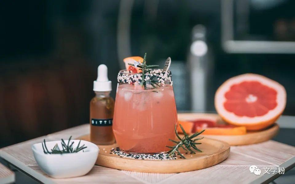 浪漫简短文案12句，总有一句打动你的心